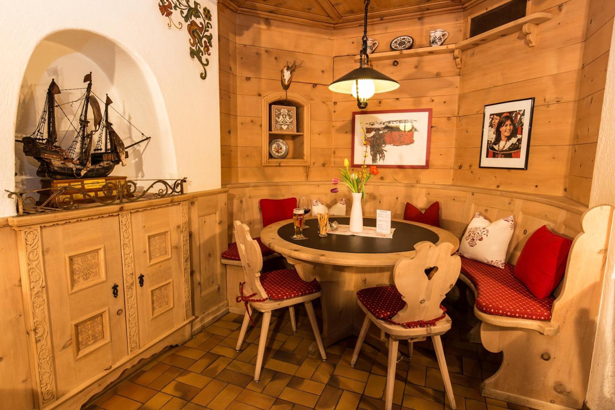 Hotel Restaurant Gabriel Scuol Eksteriør billede