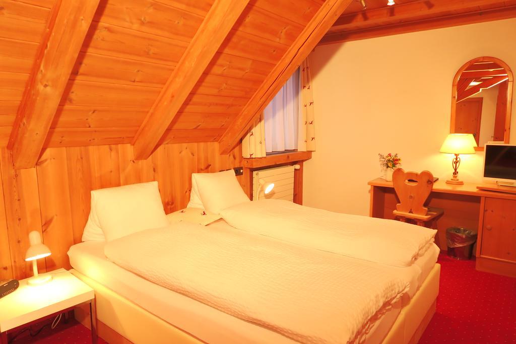 Hotel Restaurant Gabriel Scuol Eksteriør billede