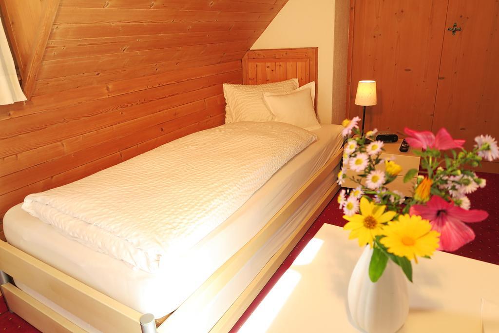 Hotel Restaurant Gabriel Scuol Eksteriør billede
