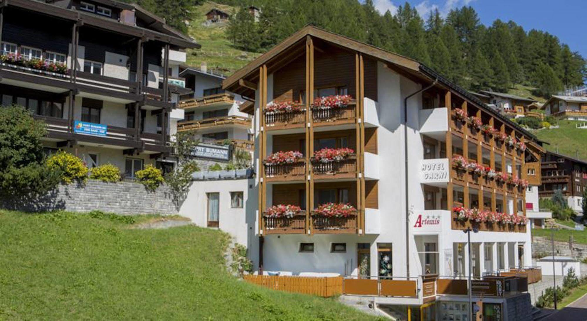 Hotel Restaurant Gabriel Scuol Eksteriør billede